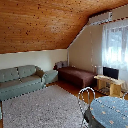 Margareta Apartamento *